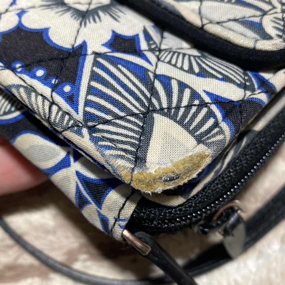 Vera Bradley Handbag Wallet​​​ - Picture 7 of 9